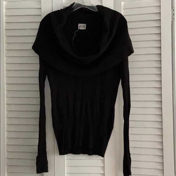 Target sweater - Picture 1 of 3